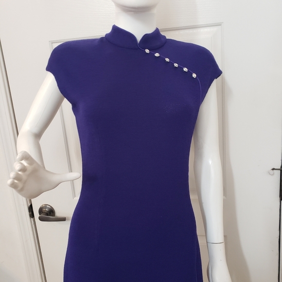 St. John Collection by Marie Gray - Picture 3 of 10